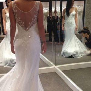 PRONOVIAS wedding dress